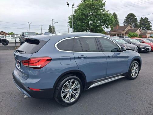 Gray 2021 BMW X1 sDrive28i