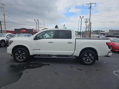 2021 Nissan Titan Platinum Reserve
