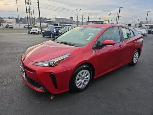 2020 Toyota Prius L