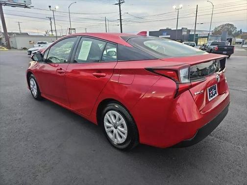 2020 Toyota Prius L