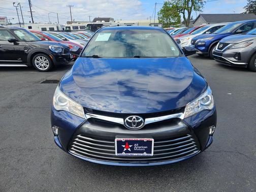 Parisian Night Pearl 2017 Toyota Camry LE