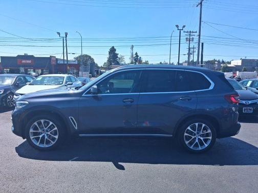Arctic Gray Metallic 2019 BMW X5 xDrive40i