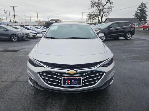 2022 Chevrolet Malibu FWD LT