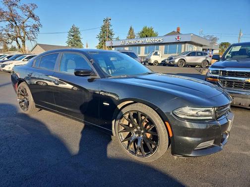 2017 Dodge Charger SXT