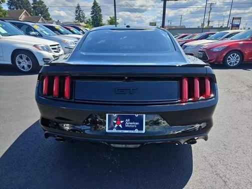 2017 Ford Mustang GT Premium