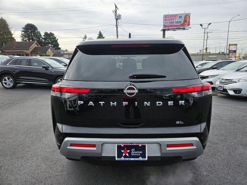 Super Black 2023 Nissan Pathfinder SL FWD