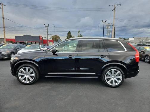 2019 Volvo XC90 T6 Inscription