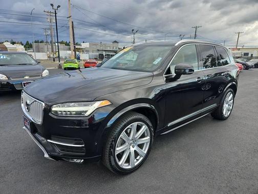 2019 Volvo XC90 T6 Inscription