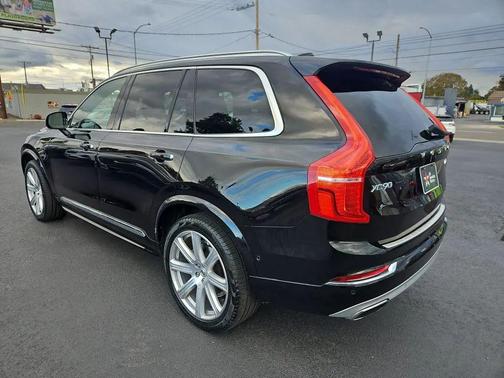 2019 Volvo XC90 T6 Inscription