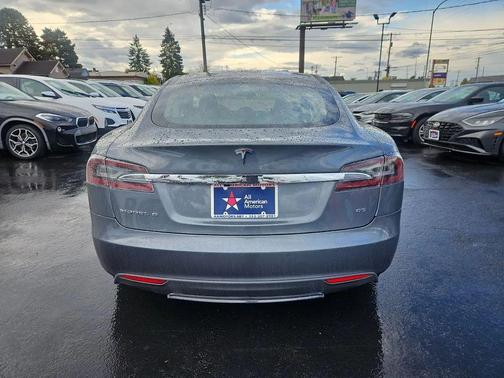2014 Tesla Model S 85D