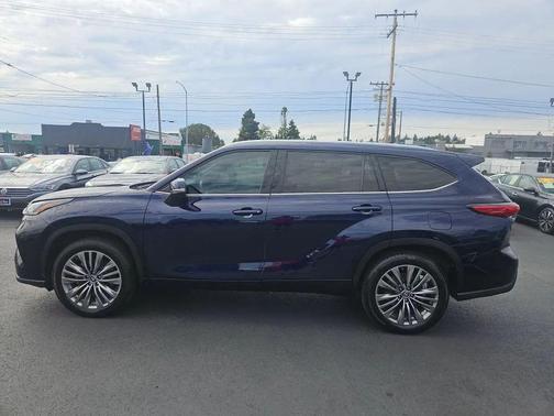 2021 Toyota Highlander Platinum