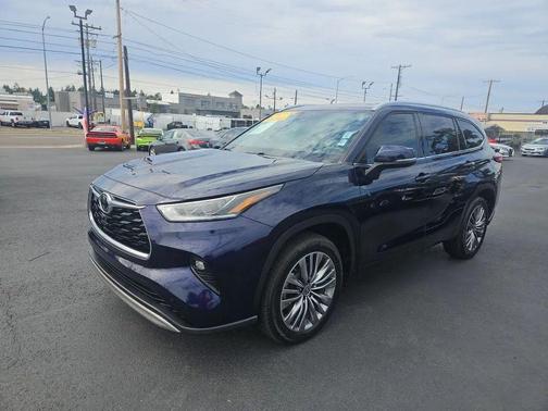 2021 Toyota Highlander Platinum