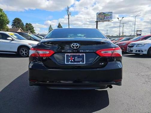 2018 Toyota Camry LE