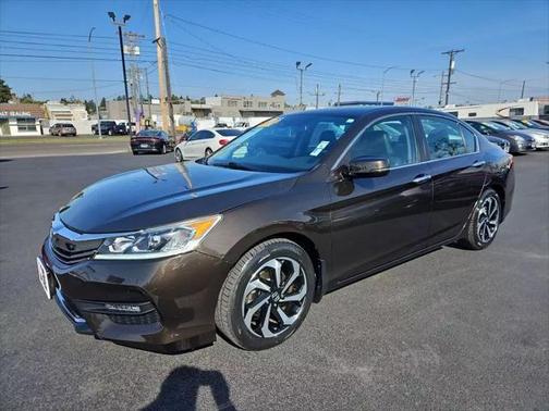 2017 Honda Accord EX-L w/Navigation & Honda Sensing