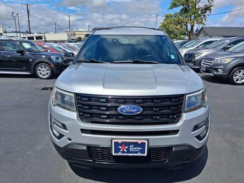 Ingot Silver Metallic 2017 Ford Explorer sport