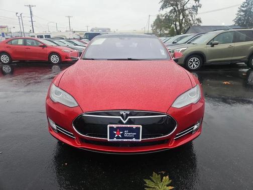 2015 Tesla Model S 85D