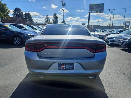 2017 Dodge Charger SXT
