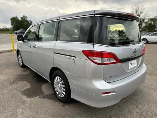 2016 Nissan Quest S