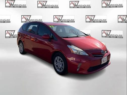 2012 Toyota Prius v Five