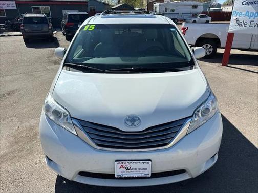 2015 Toyota Sienna XLE
