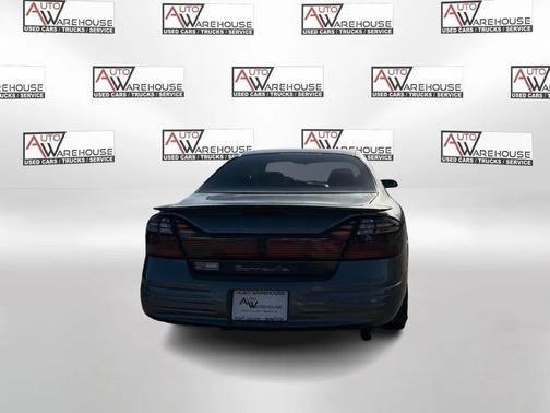 2004 Pontiac Bonneville SE