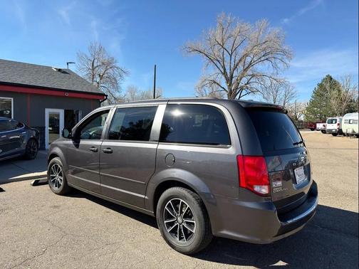 2015 Dodge Grand Caravan R/T