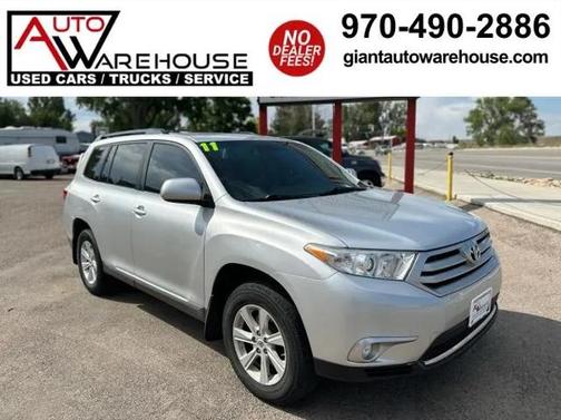 2011 Toyota Highlander SE