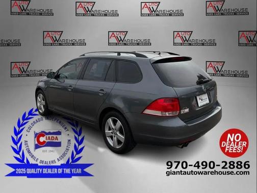 Gray 2009 Volkswagen Jetta 2.5 S SportWagen