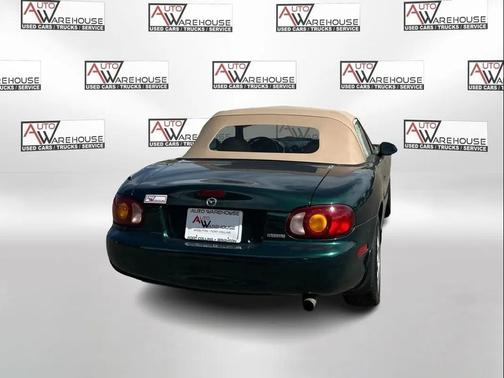 2000 Mazda MX-5 Miata