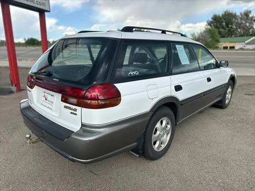 1999 Subaru Legacy Base