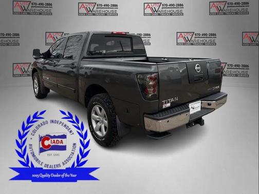 2011 Nissan Titan SV