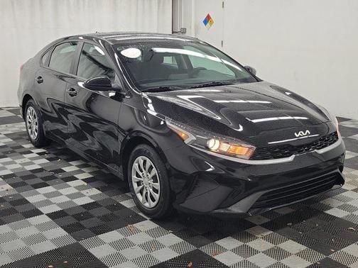 2024 Kia Forte LX