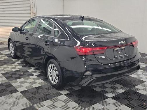 2024 Kia Forte LX