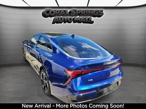 Yacht Blue 2025 Kia K5 GT-Line