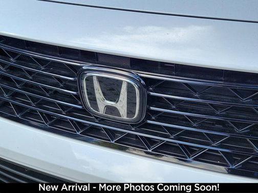 Platinum White Pearl 2024 Honda Accord Hybrid Sport-L