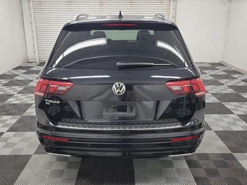 2021 Volkswagen Tiguan 2.0T SE R-Line Black