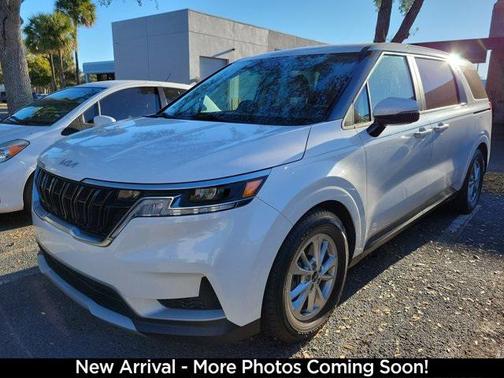 2022 Kia Carnival LXS