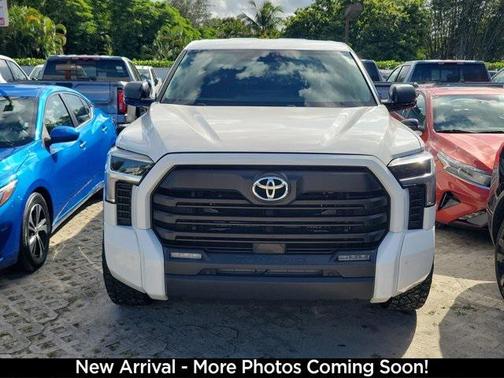 2022 Toyota Tundra SR5