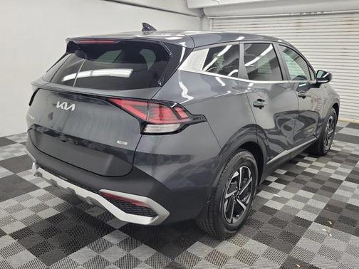 2023 Kia Sportage Hybrid LX