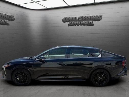 Aurora Black Pearl 2025 Kia K4 GT-Line Turbo