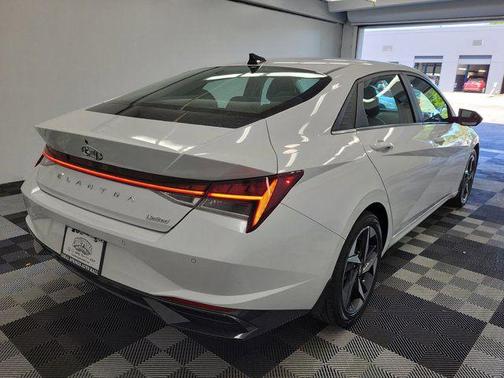 Quartz White 2023 Hyundai ELANTRA Limited