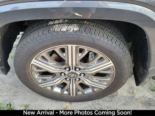 Magnetic Gray Metallic 2025 Toyota Sequoia Capstone
