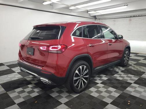 2021 Mercedes-Benz GLA 250 Base 4MATIC