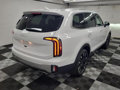 2023 Kia Telluride SX