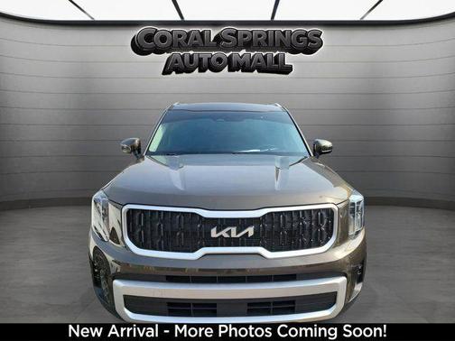 Dark Moss 2024 Kia Telluride EX