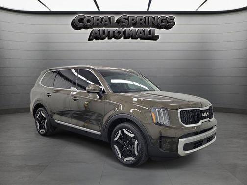 Dark Moss 2024 Kia Telluride EX