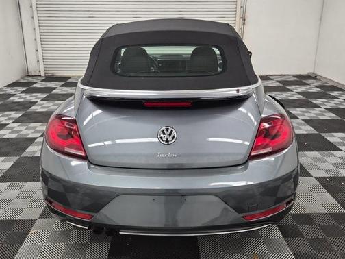 2019 Volkswagen Beetle 2.0T S