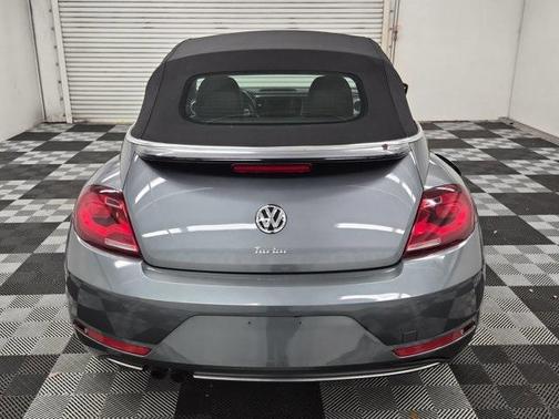 2019 Volkswagen Beetle 2.0T S