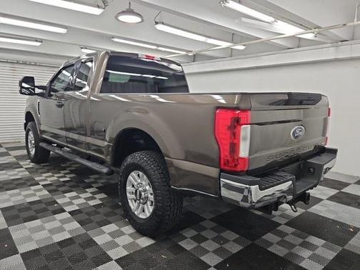2017 Ford F-350 XLT
