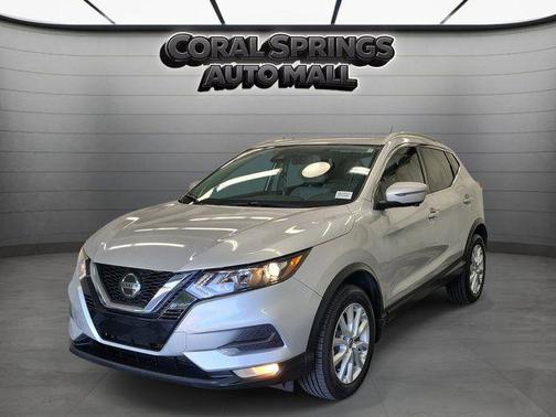 Brilliant Silver Metallic 2022 Nissan Rogue Sport SV